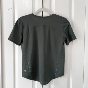 lululemon olive green flowy tee